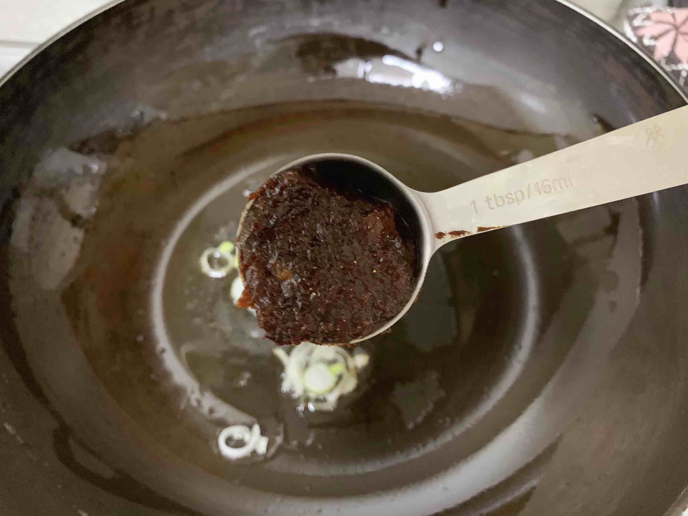 杏鮑菇蝦仁花蛤醬炒兒菜的做法-香辣味炒菜譜