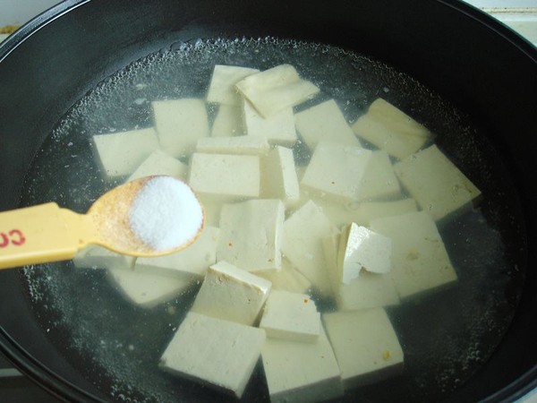 醬燜豆腐的做法-醬香味燜菜譜