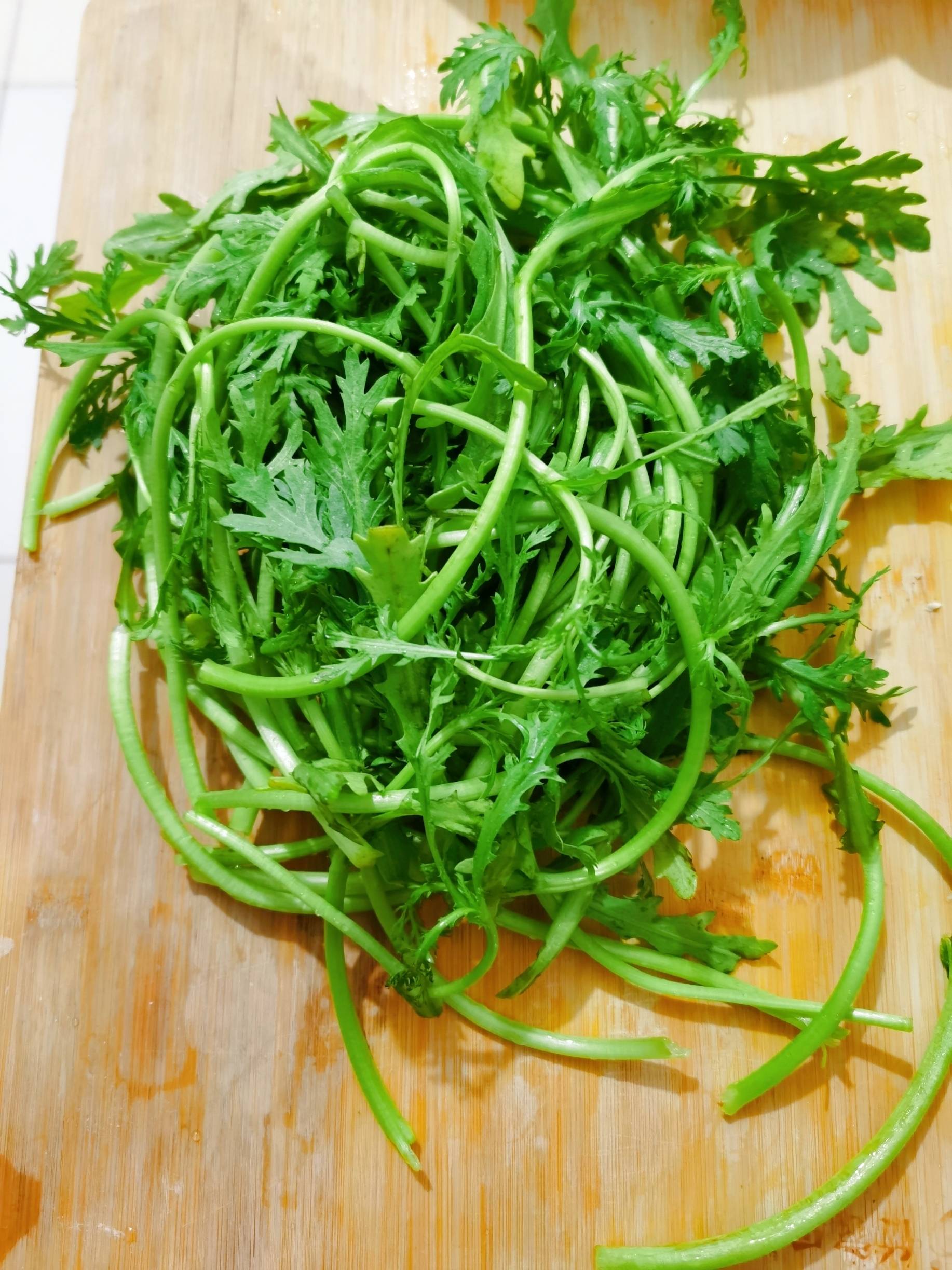 茼蒿丸子的做法-其它口味炸菜譜