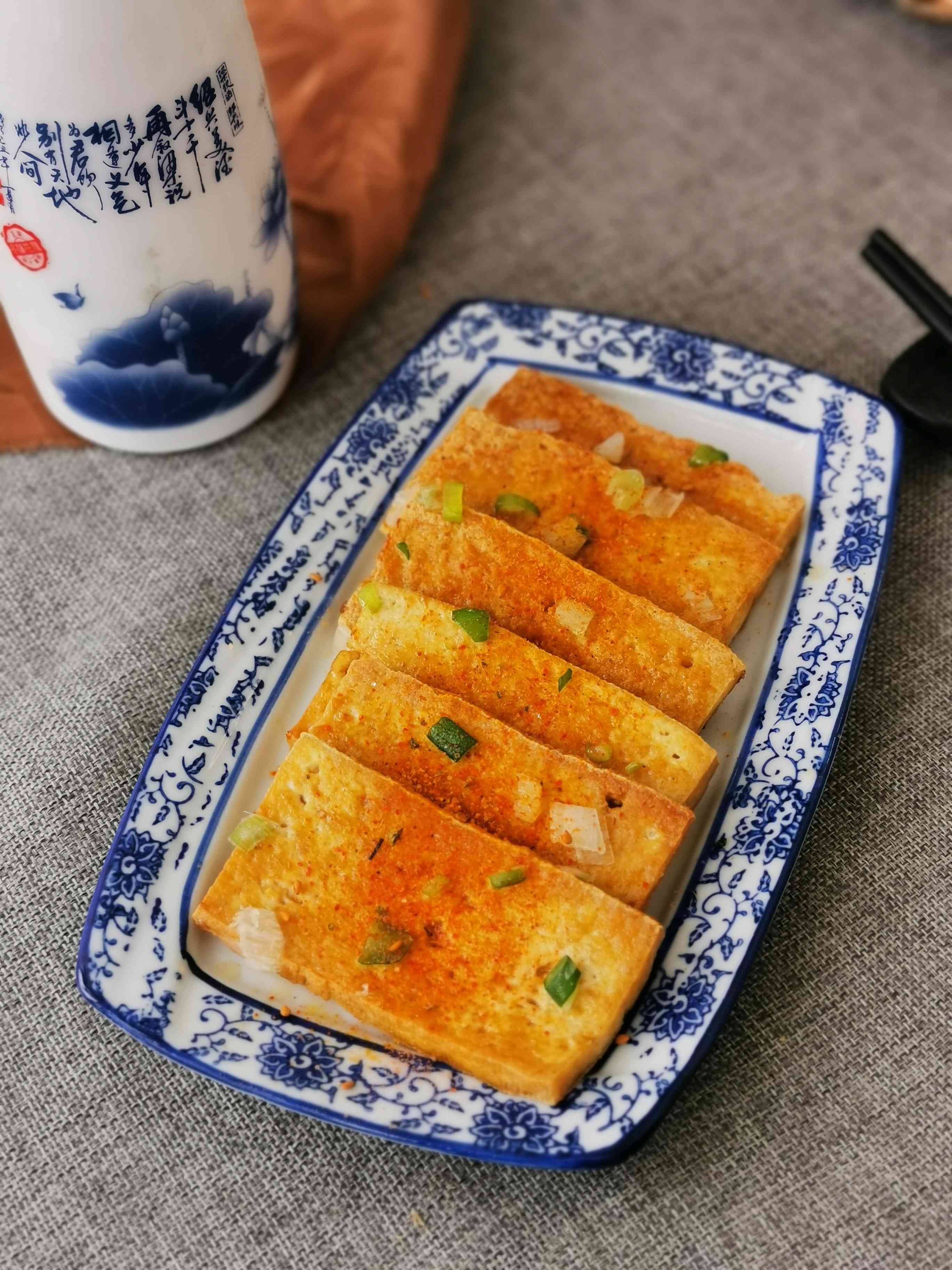 鐵板豆腐的做法-麻辣味煎菜譜-易網健康養生網 鐵板豆腐的做法-麻辣味煎菜譜