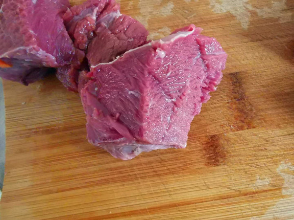 豌豆仁炒牛肉的做法-家常味炒菜譜-易網(wǎng)<a href=http://m.aoa7937.com/ target=_blank class=infotextkey>健康養(yǎng)生</a>網(wǎng) 豌豆仁炒牛肉的做法-家常味炒菜譜