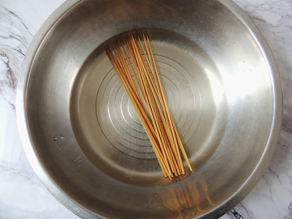 蜜汁雞肉串的做法-家常味烤菜譜-易網健康養生網 蜜汁雞肉串的做法-家常味烤菜譜
