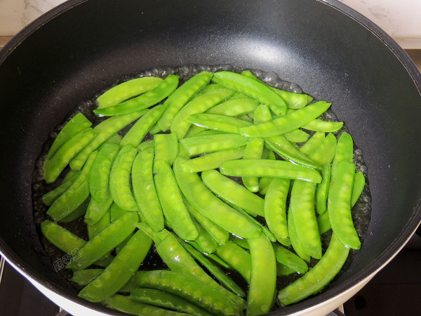 杏鮑菇炒荷蘭豆的做法-家常味炒菜譜
