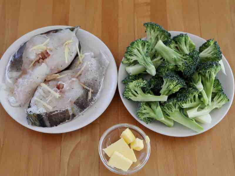 鱈魚套餐的做法-咸鮮味蒸菜譜-易網<a href=http://m.aoa7937.com/ target=_blank class=infotextkey>健康養生</a>網 鱈魚套餐的做法-咸鮮味蒸菜譜