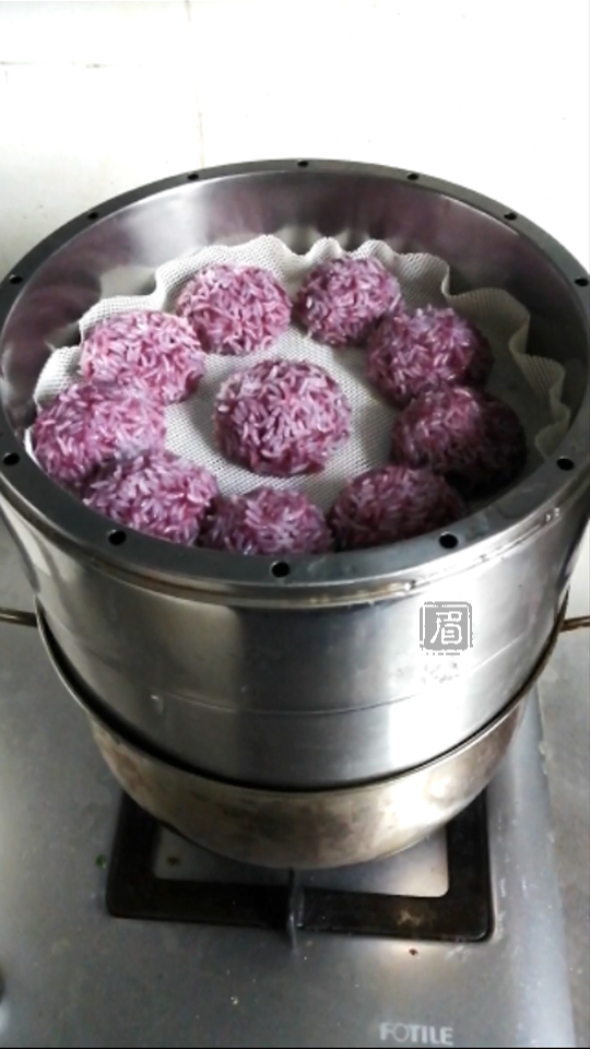 包心米丸子的做法-咸鮮味蒸菜譜-易網(wǎng)健康養(yǎng)生網(wǎng) 包心米丸子的做法-咸鮮味蒸菜譜