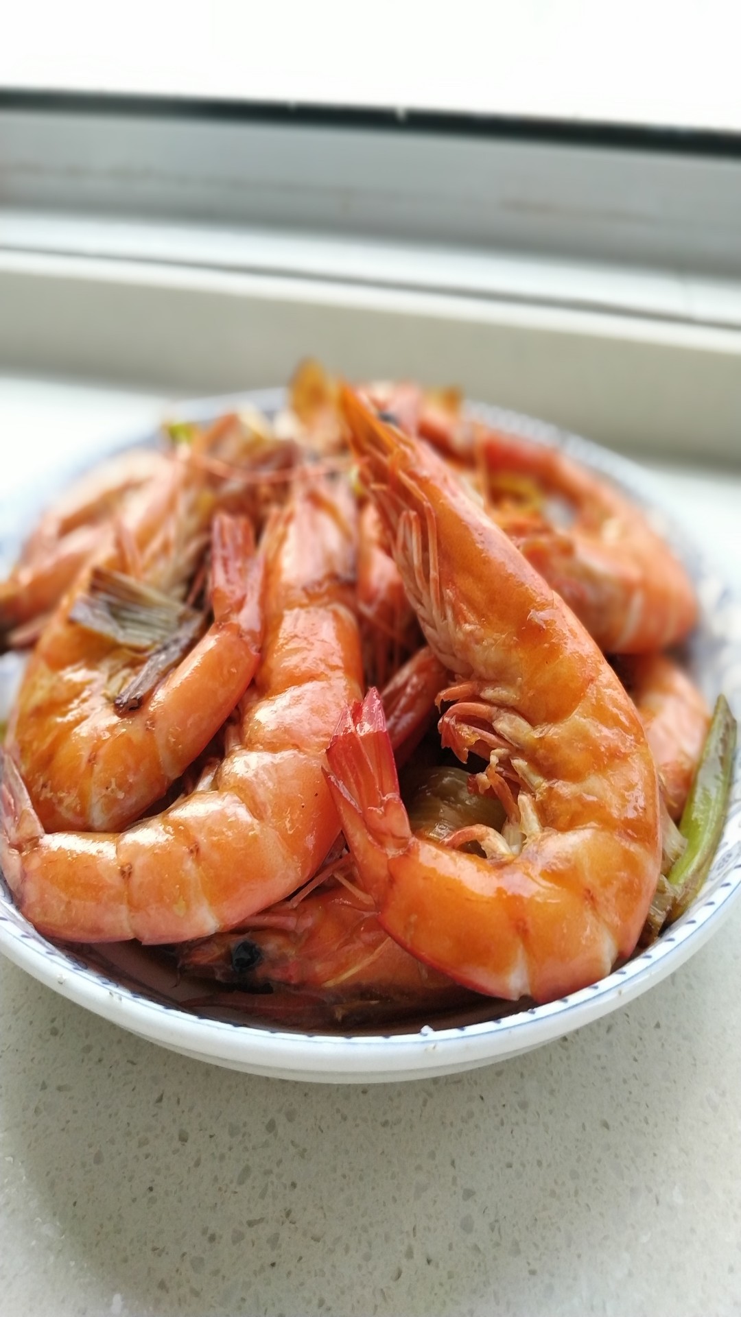 蔥炒海蝦的做法-家常味炒菜譜-易網(wǎng)健康養(yǎng)生網(wǎng) 蔥炒海蝦的做法-家常味炒菜譜