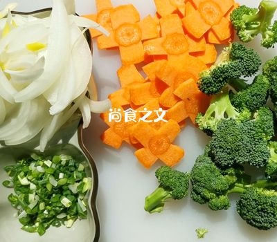 超級(jí)好吃噠照燒雞腿飯~~的做法-咸鮮味燒菜譜-易網(wǎng)健康養(yǎng)生網(wǎng) 超級(jí)好吃噠照燒雞腿飯~~的做法-咸鮮味燒菜譜