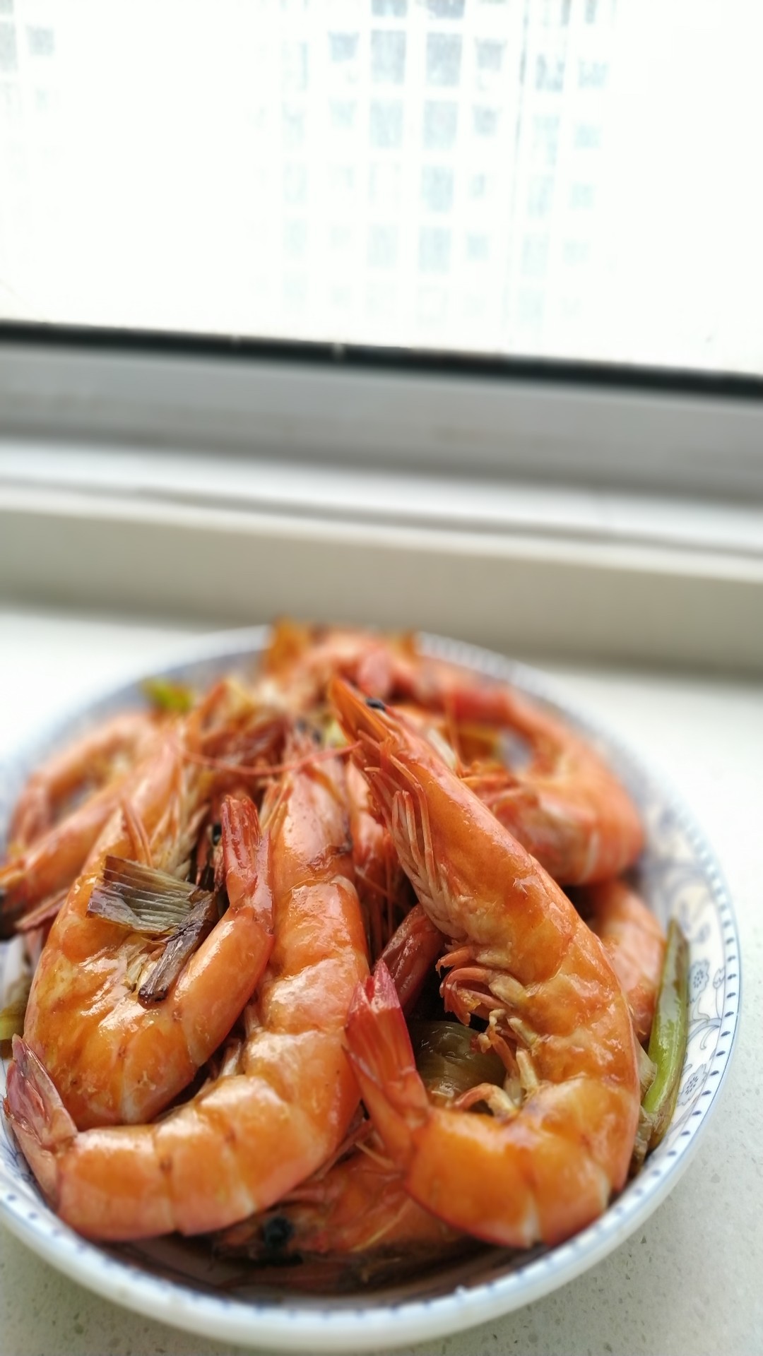 蔥炒海蝦的做法-家常味炒菜譜-易網(wǎng)健康養(yǎng)生網(wǎng) 蔥炒海蝦的做法-家常味炒菜譜