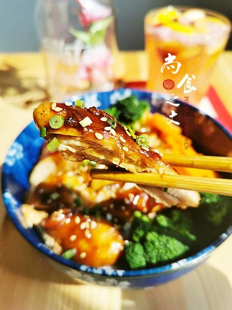 超級(jí)好吃噠照燒雞腿飯~~的做法-咸鮮味燒菜譜-易網(wǎng)健康養(yǎng)生網(wǎng) 超級(jí)好吃噠照燒雞腿飯~~的做法-咸鮮味燒菜譜