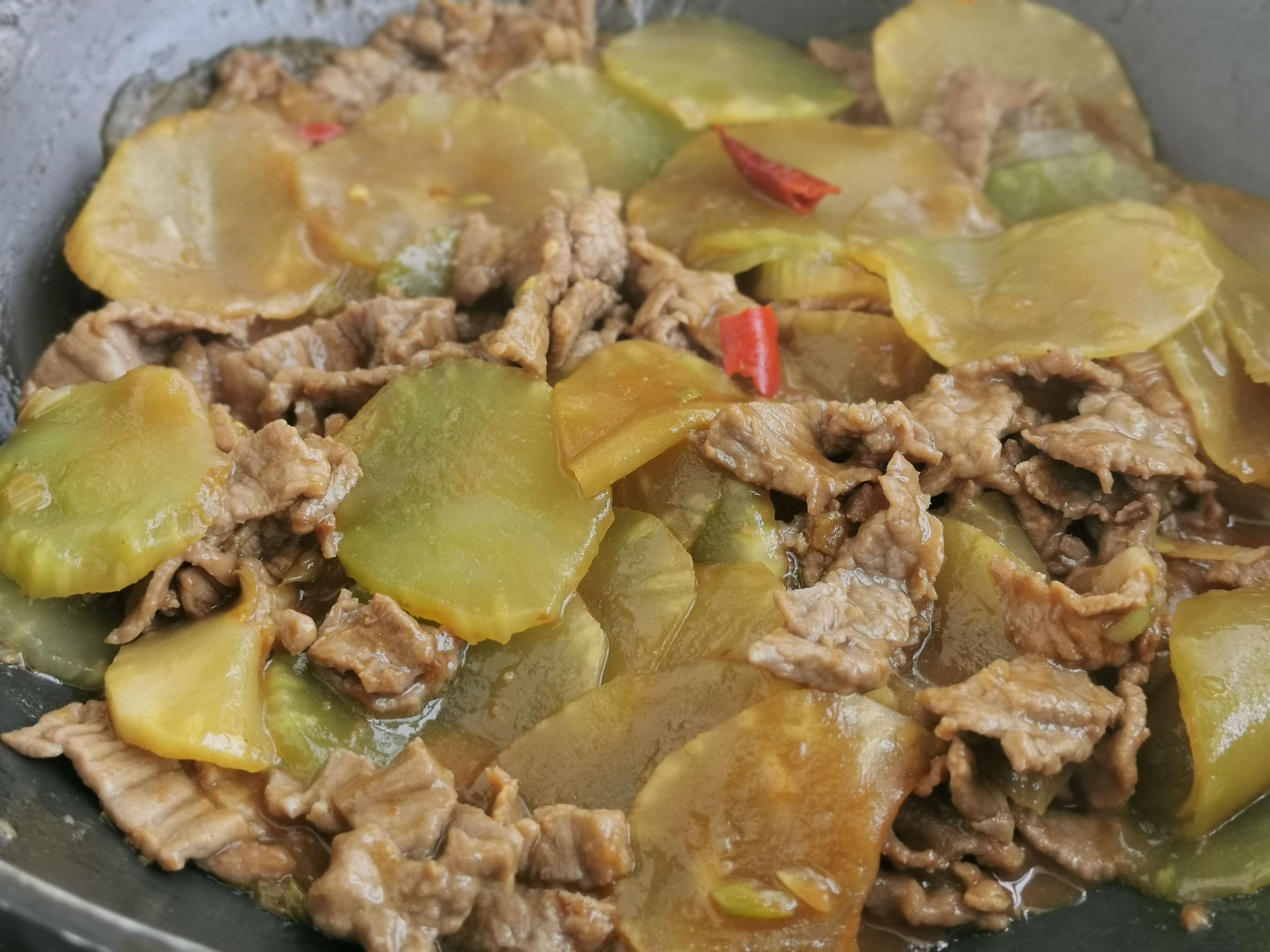 萵筍牛肉片的做法-咸鮮味炒菜譜