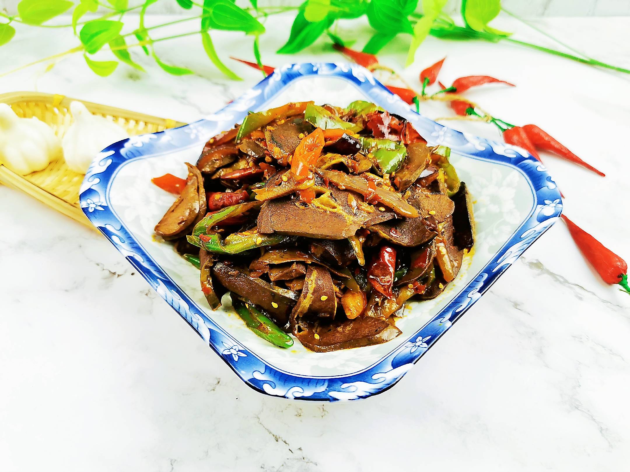 辣炒心肺的做法-香辣味炒菜譜-易網健康養生網 辣炒心肺的做法-香辣味炒菜譜