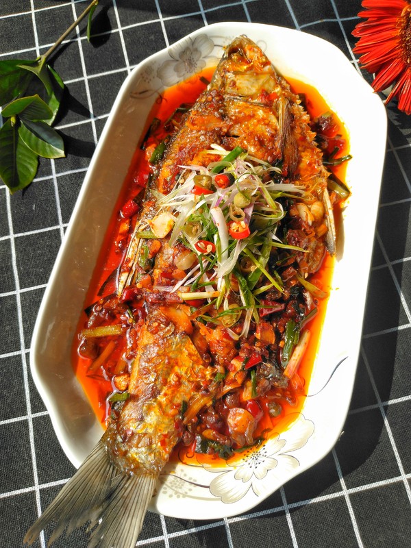 微波爐鳊魚的做法-咸鮮味微波菜譜-易網健康養生網 微波爐鳊魚的做法-咸鮮味微波菜譜