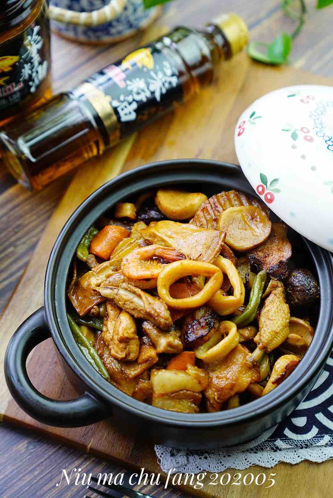 鮮魷雜蔬干鍋的做法-麻辣味燒菜譜