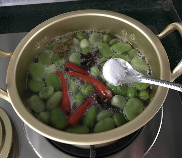 五香蠶豆的做法-五香味煮菜譜