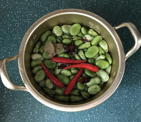五香蠶豆的做法-五香味煮菜譜