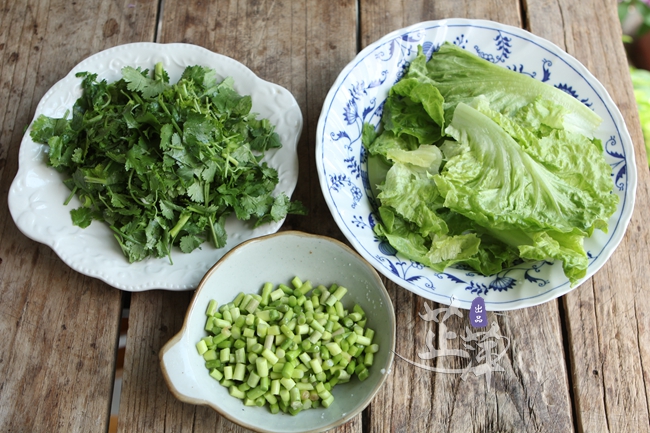 醬肉粉的做法-香辣味煮菜譜-易網(wǎng)健康養(yǎng)生網(wǎng) 醬肉粉的做法-香辣味煮菜譜