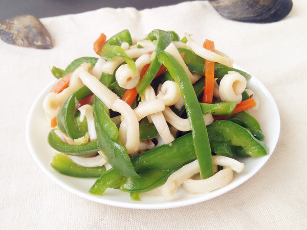 魷魚炒辣椒的做法-咸鮮味炒菜譜-易網(wǎng)健康養(yǎng)生網(wǎng) 魷魚炒辣椒的做法-咸鮮味炒菜譜