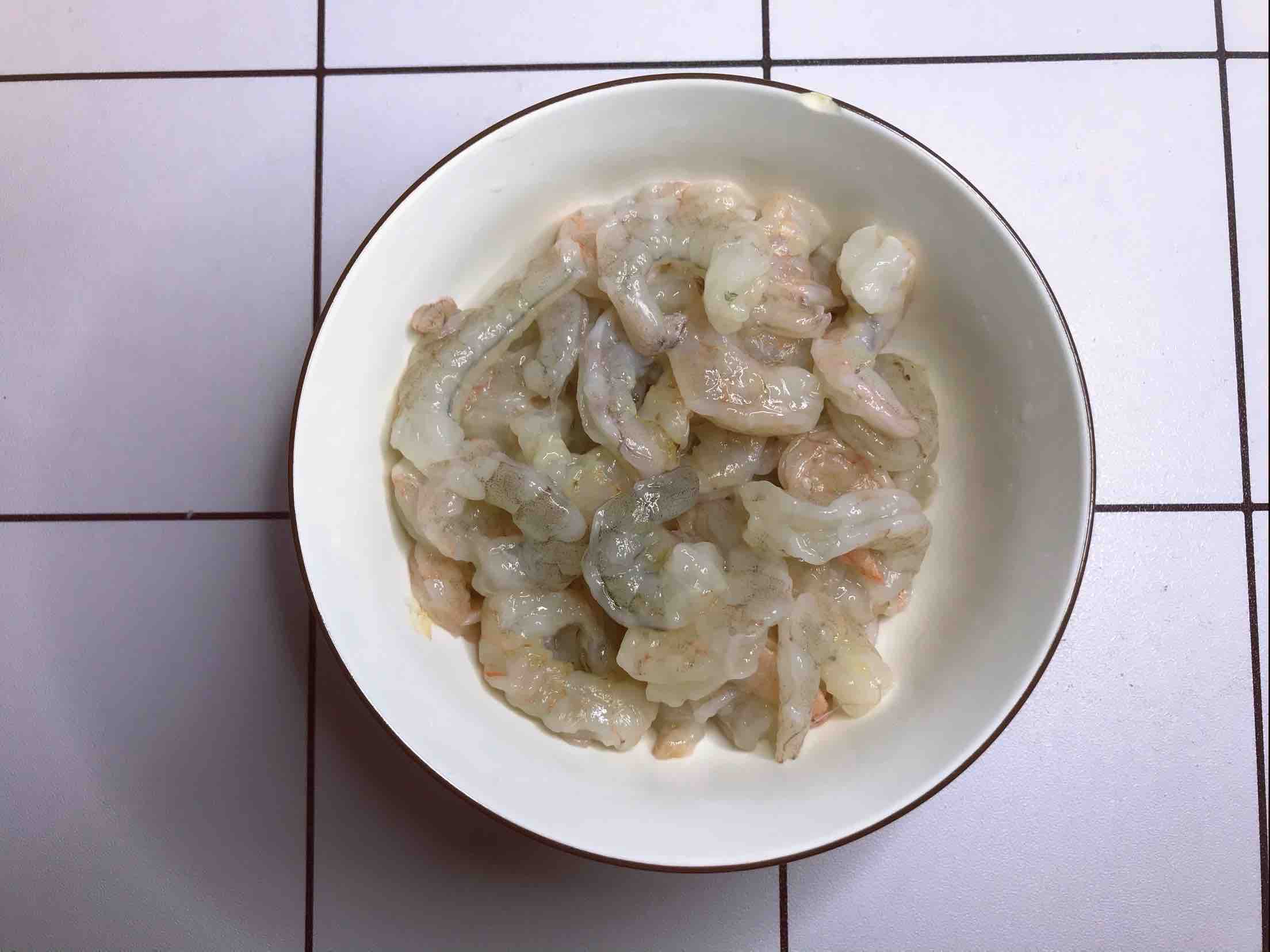 蔥爆蝦仁的做法-咸鮮味炒菜譜-易網<a href=http://m.aoa7937.com/ target=_blank class=infotextkey>健康養生</a>網 蔥爆蝦仁的做法-咸鮮味炒菜譜