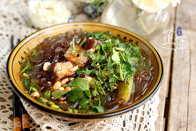 醬肉粉的做法-香辣味煮菜譜-易網(wǎng)健康養(yǎng)生網(wǎng) 醬肉粉的做法-香辣味煮菜譜