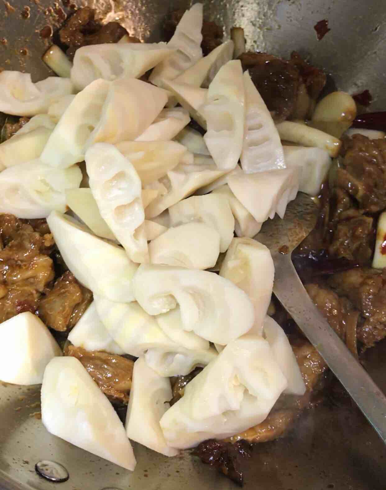 鮮筍燒牛肉的做法-家常味燒菜譜-易網健康養生網 鮮筍燒牛肉的做法-家常味燒菜譜