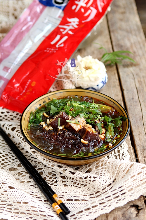 醬肉粉的做法-香辣味煮菜譜-易網(wǎng)健康養(yǎng)生網(wǎng) 醬肉粉的做法-香辣味煮菜譜
