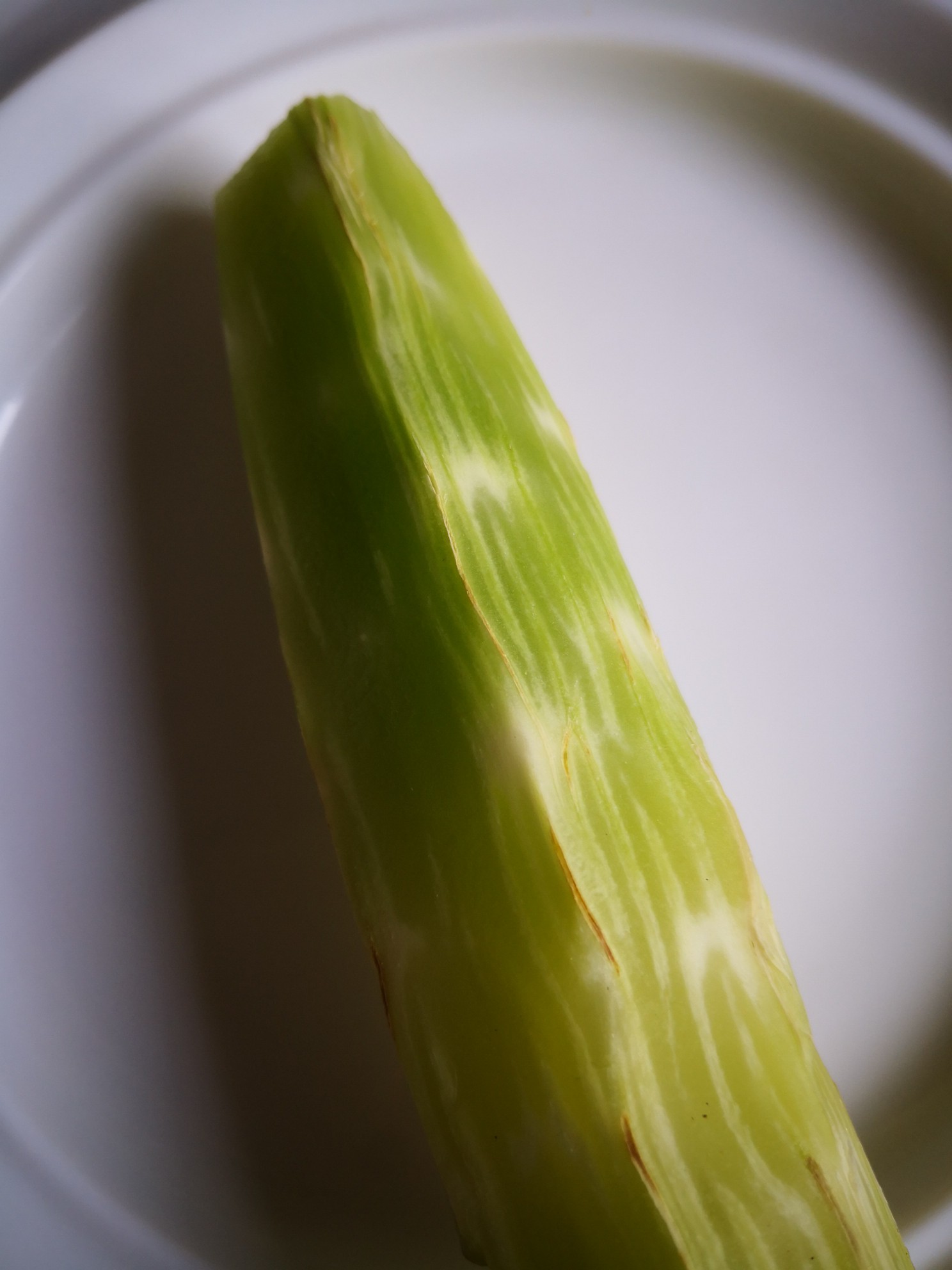 雞丁炒青筍豌豆的做法-家常味炒菜譜