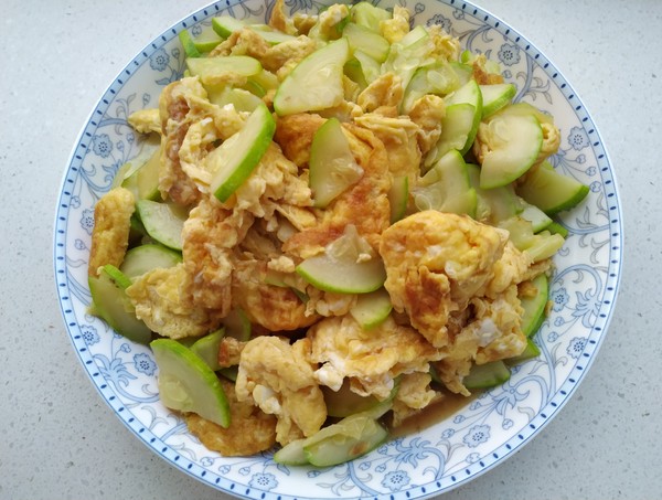 角瓜炒雞蛋的做法-家常味炒菜譜-易網(wǎng)健康養(yǎng)生網(wǎng) 角瓜炒雞蛋的做法-家常味炒菜譜