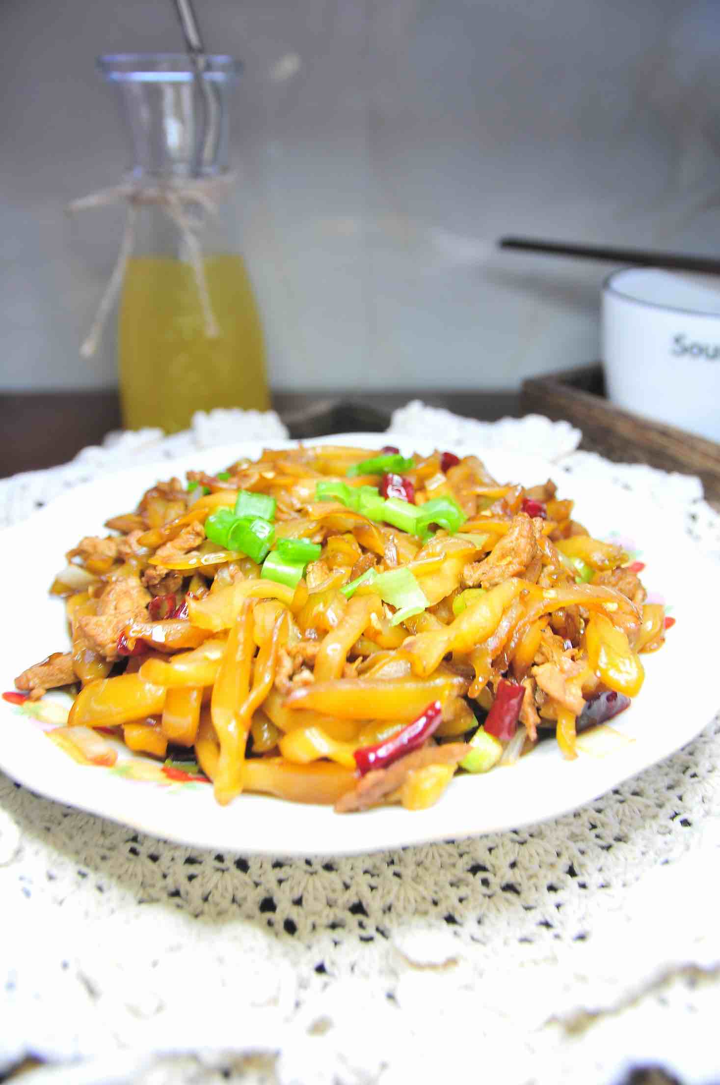 榨菜肉絲的做法-家常味炒菜譜
