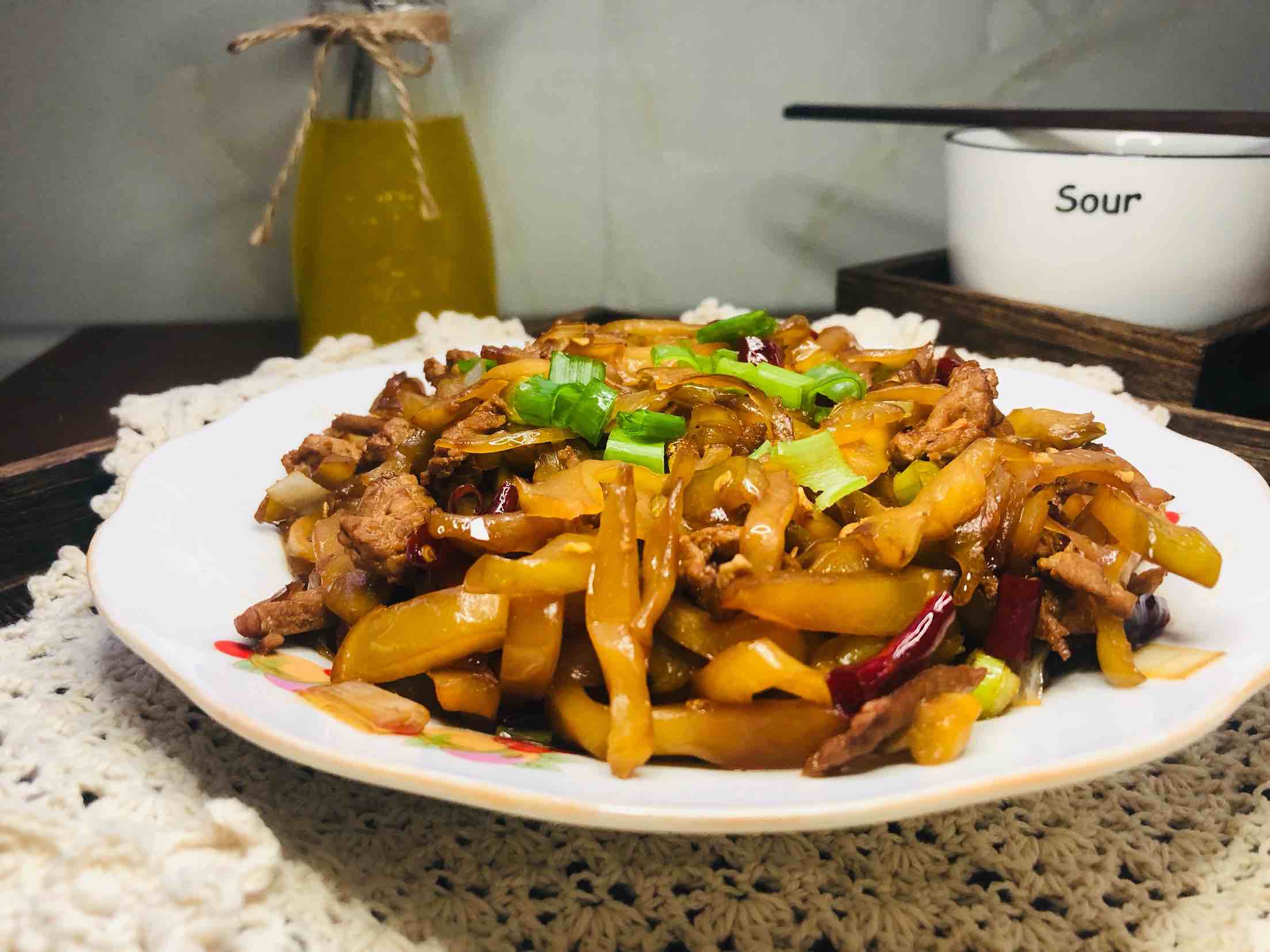 榨菜肉絲的做法-家常味炒菜譜