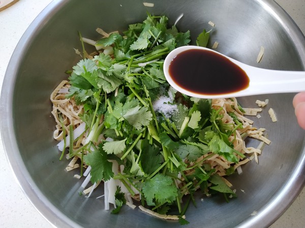涼拌豆腐絲的做法-家常味拌菜譜