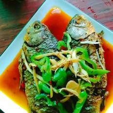 仔姜青椒鯽魚(yú)的做法-香辣味燒菜譜