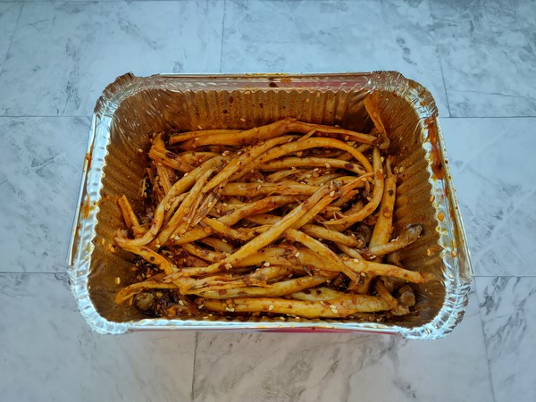 麻辣烤蟹味菇的做法-香辣味烤菜譜-易網健康養生網 麻辣烤蟹味菇的做法-香辣味烤菜譜