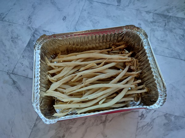 麻辣烤蟹味菇的做法-香辣味烤菜譜-易網健康養生網 麻辣烤蟹味菇的做法-香辣味烤菜譜
