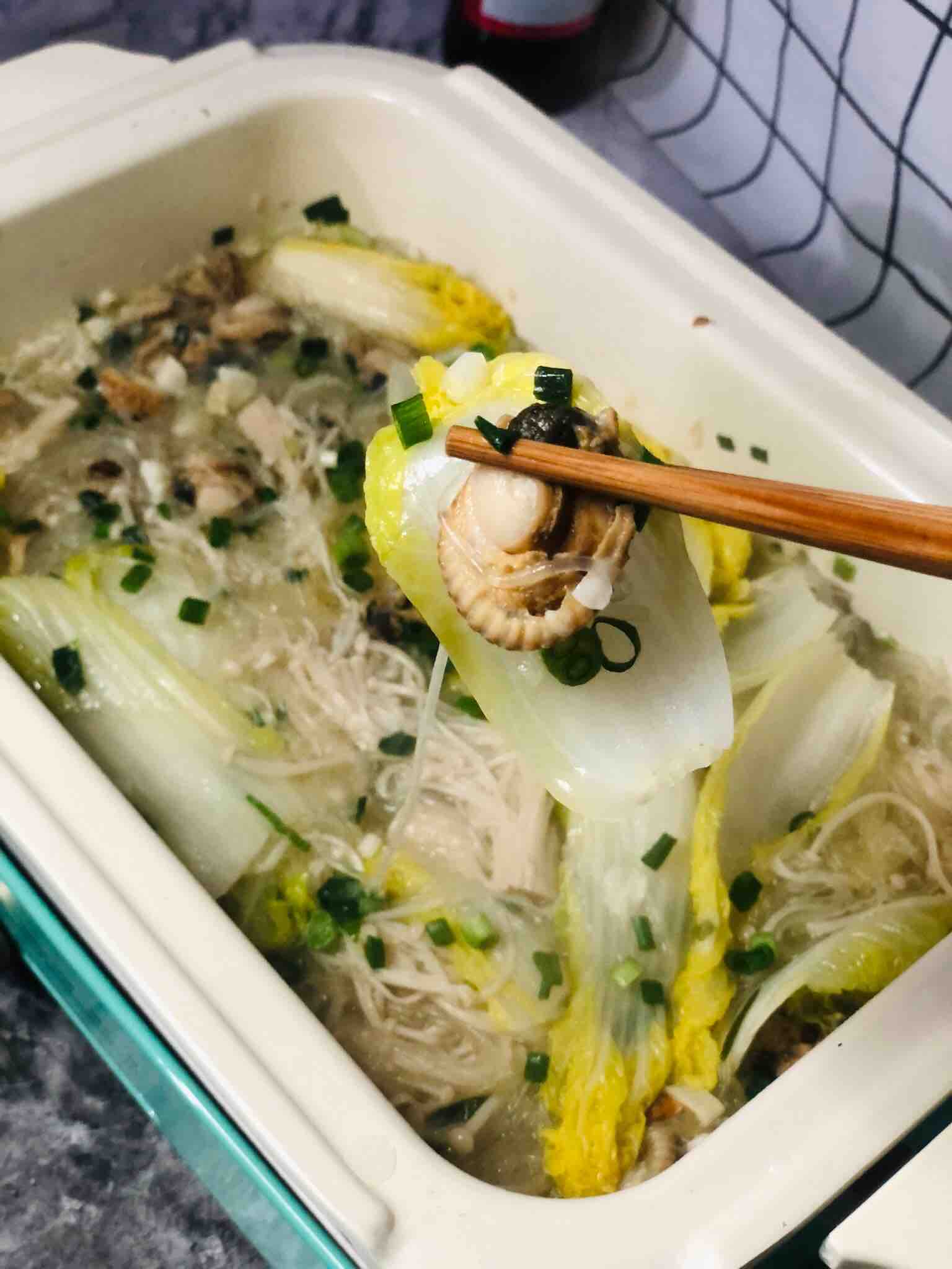 蒜蓉粉絲扇貝煲的做法-家常味燜菜譜