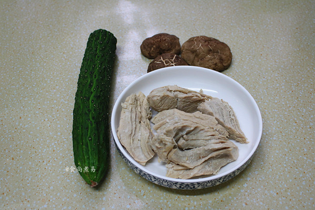 清蒸鮮竹卷的做法-家常味蒸菜譜-易網(wǎng)<a href=http://m.aoa7937.com/ target=_blank class=infotextkey>健康養(yǎng)生</a>網(wǎng) 清蒸鮮竹卷的做法-家常味蒸菜譜