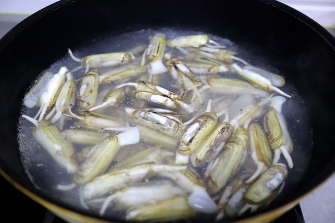 涼拌蟶子金針菇的做法-咸鮮味拌菜譜-易網健康養生網 涼拌蟶子金針菇的做法-咸鮮味拌菜譜