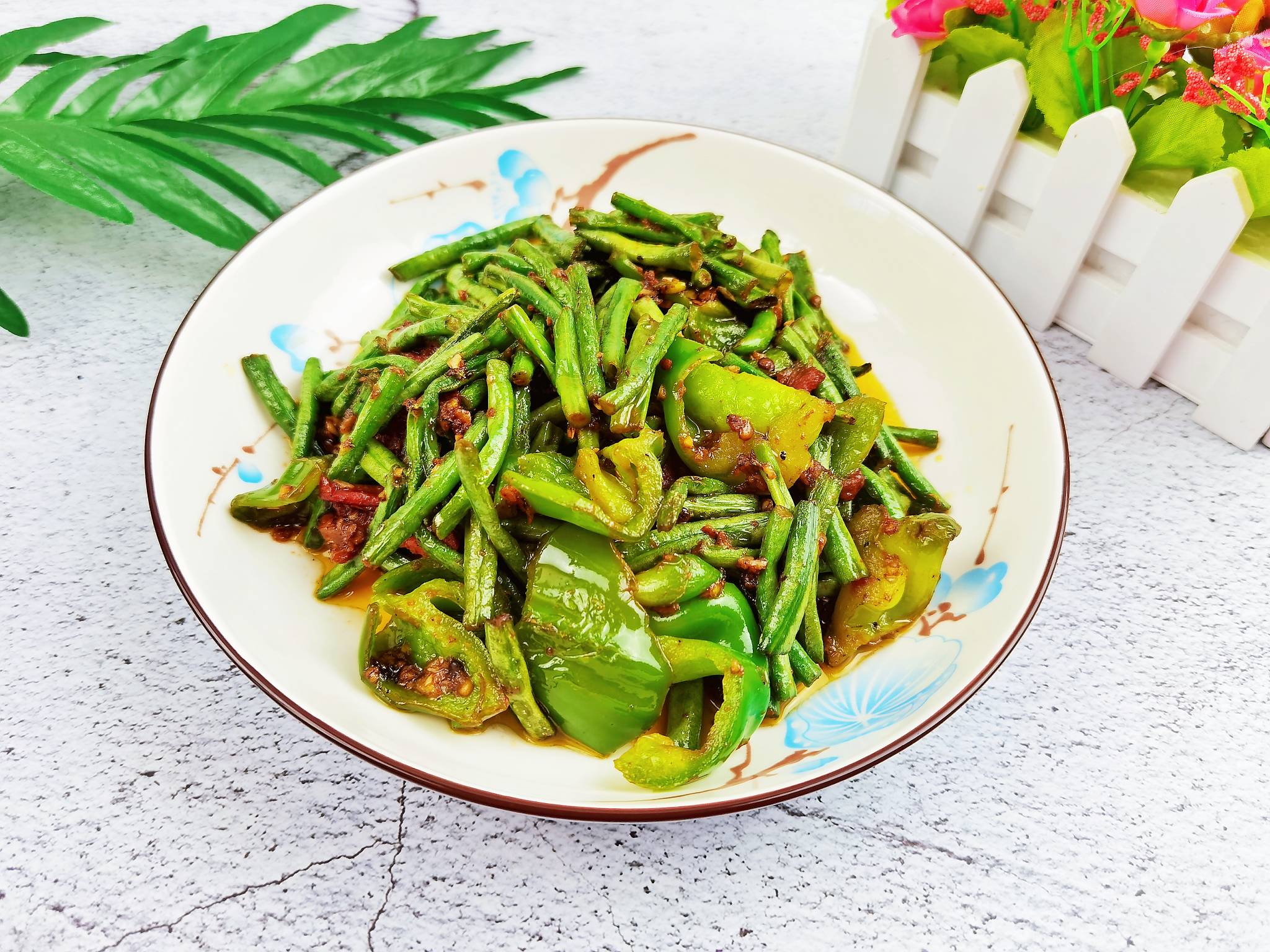 素炒豇豆角的做法-咸鮮味炒菜譜-易網(wǎng)健康養(yǎng)生網(wǎng) 素炒豇豆角的做法-咸鮮味炒菜譜