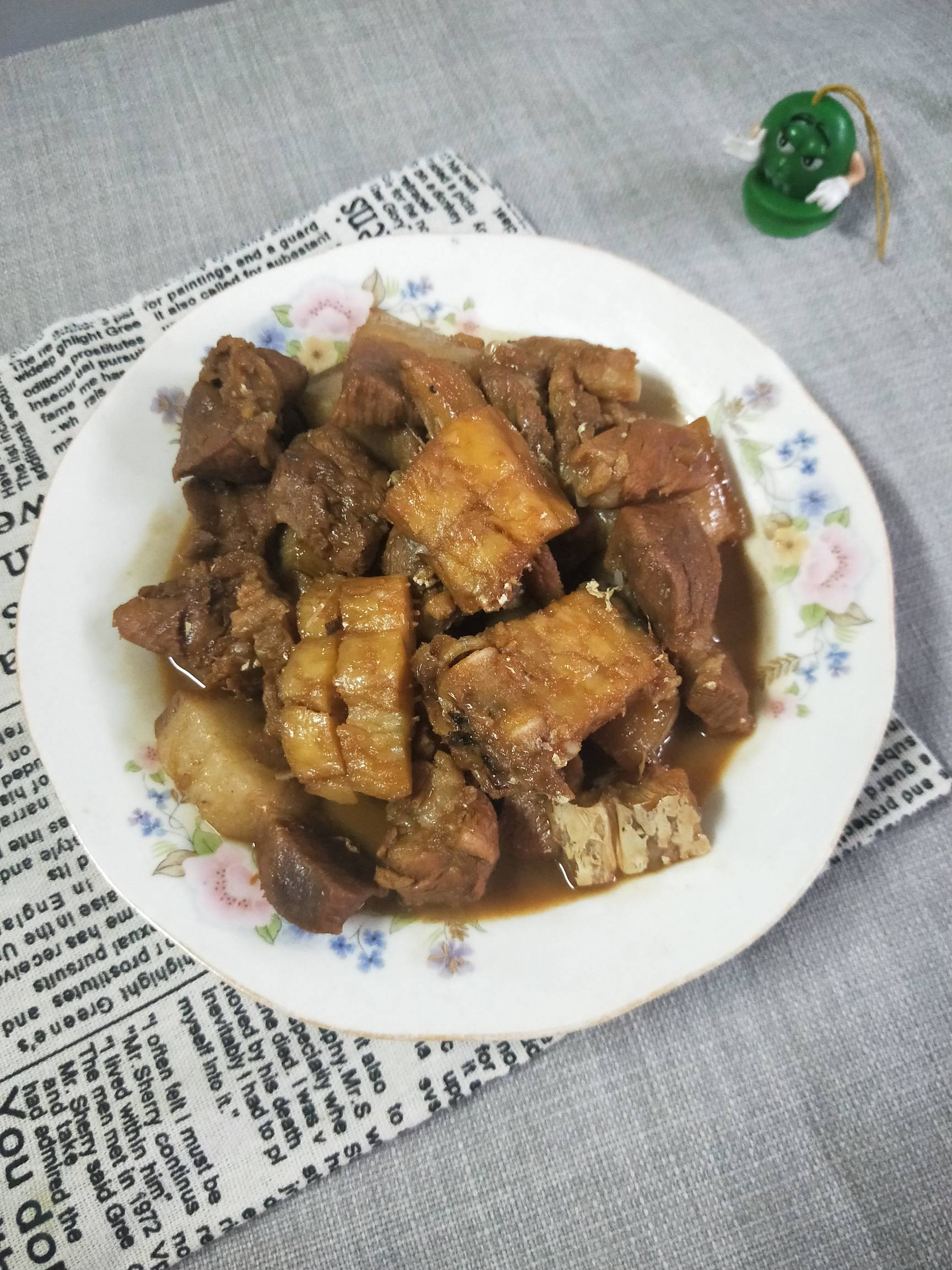鰻魚干燒肉的做法-咸鮮味煮菜譜-易網健康養生網 鰻魚干燒肉的做法-咸鮮味煮菜譜