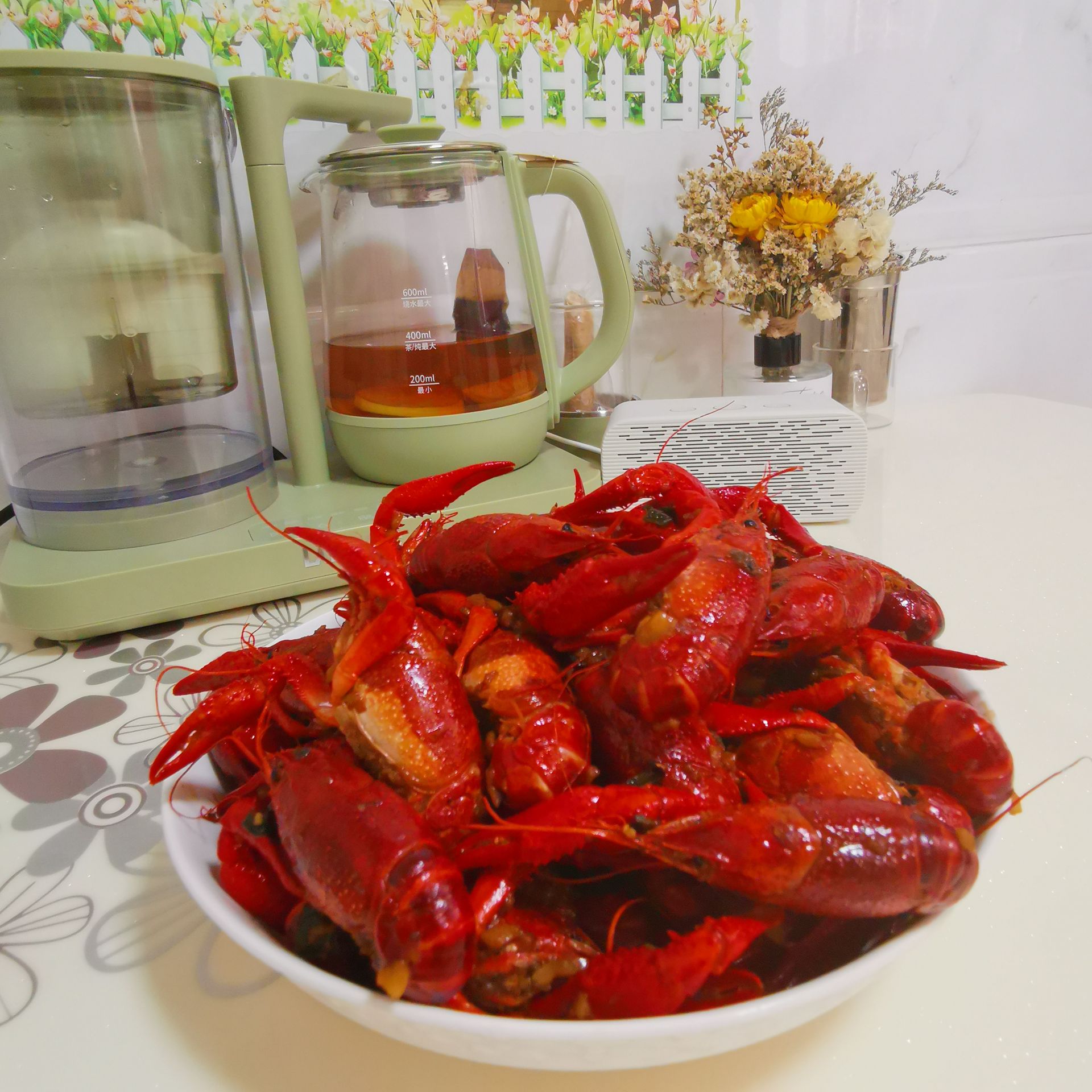 蒜蓉小龍蝦的做法-咸鮮味炒菜譜-易網(wǎng)健康養(yǎng)生網(wǎng) 蒜蓉小龍蝦的做法-咸鮮味炒菜譜