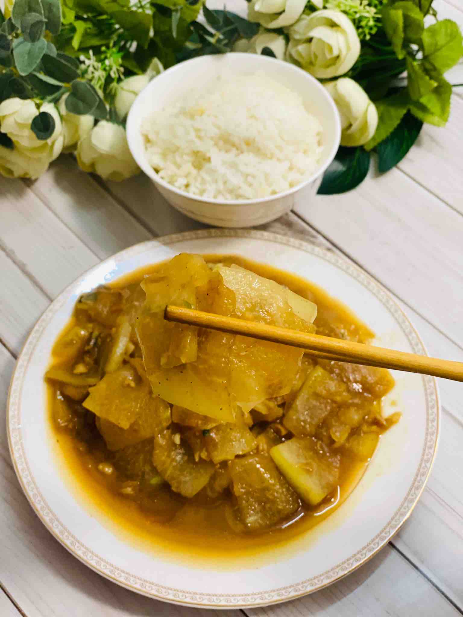醬燜冬瓜好下飯的做法-咸鮮味炒菜譜-易網健康養生網 醬燜冬瓜好下飯的做法-咸鮮味炒菜譜