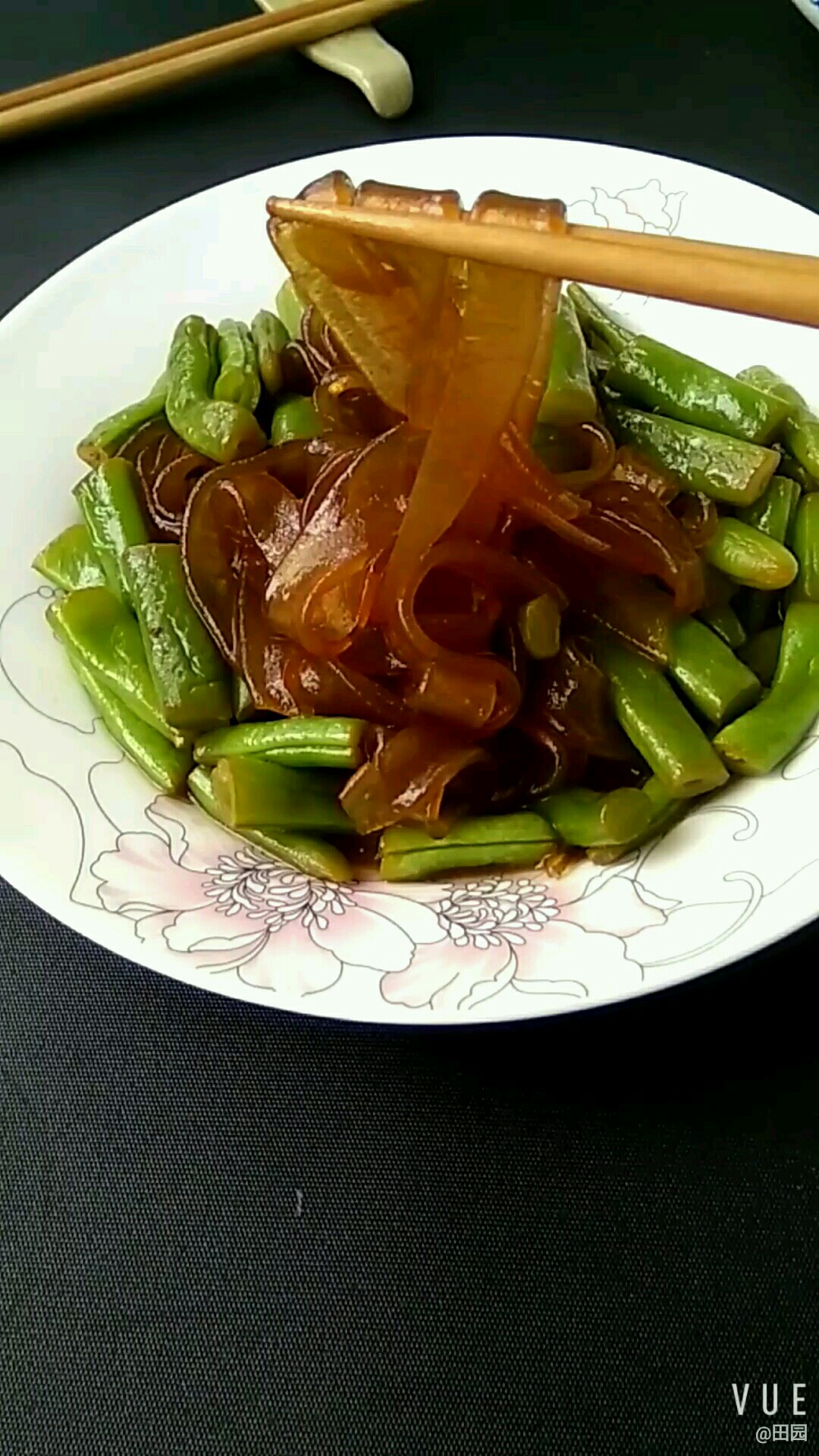 豆角燒寬粉的做法-家常味燒菜譜-易網健康養生網 豆角燒寬粉的做法-家常味燒菜譜