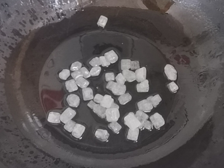 雞腿的花式做法-雞腿燜野筍，配菜豐富，營養美味，孩子超愛吃的做法-家常味燜菜譜