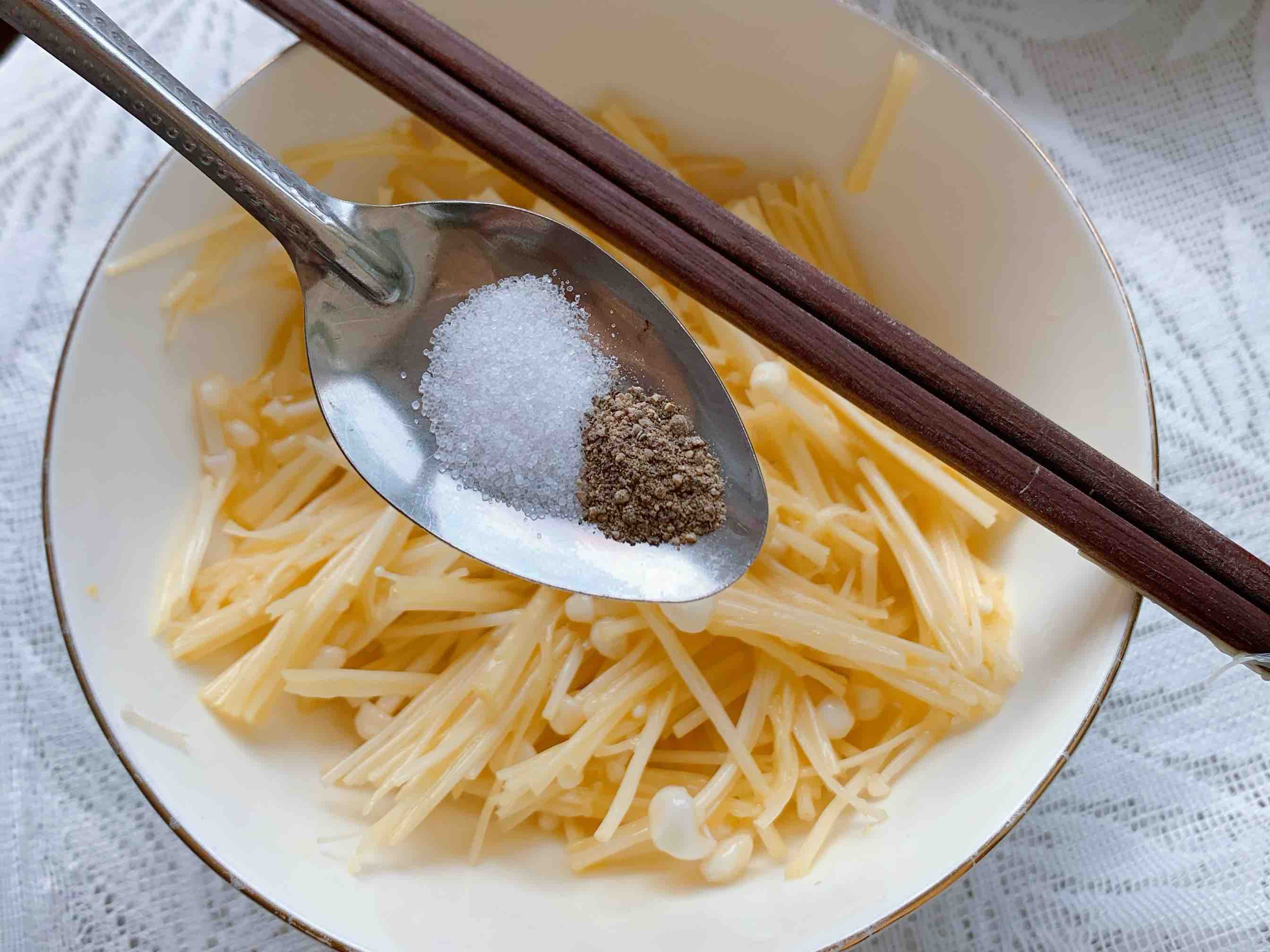 蟹柳金針菇蒸蛋的做法-家常味蒸菜譜