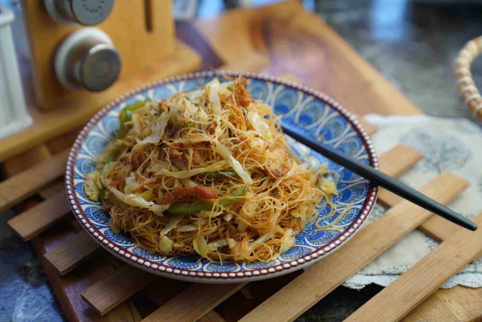 蝦蓉醬炒粉的做法-家常味炒菜譜-易網健康養生網 蝦蓉醬炒粉的做法-家常味炒菜譜