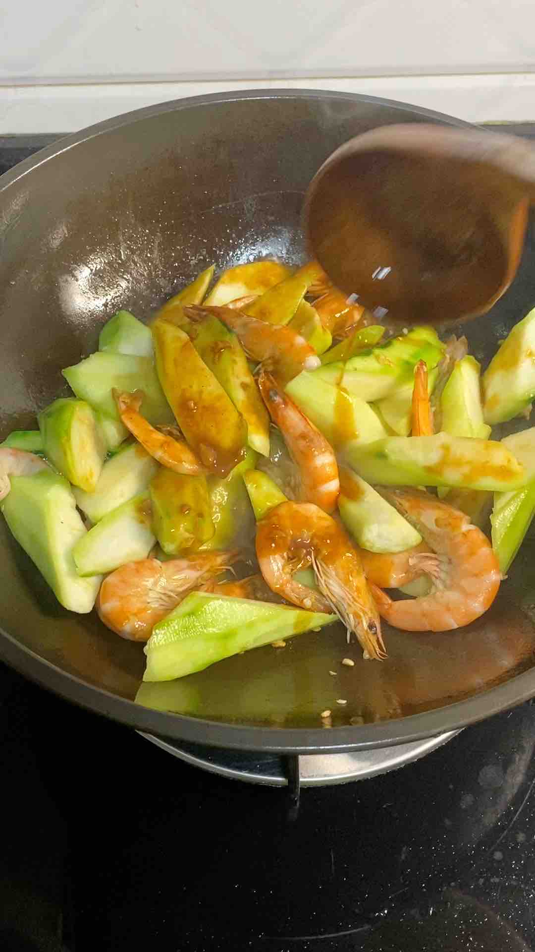 海鮮絲瓜粉絲煲的做法-家常味煮菜譜