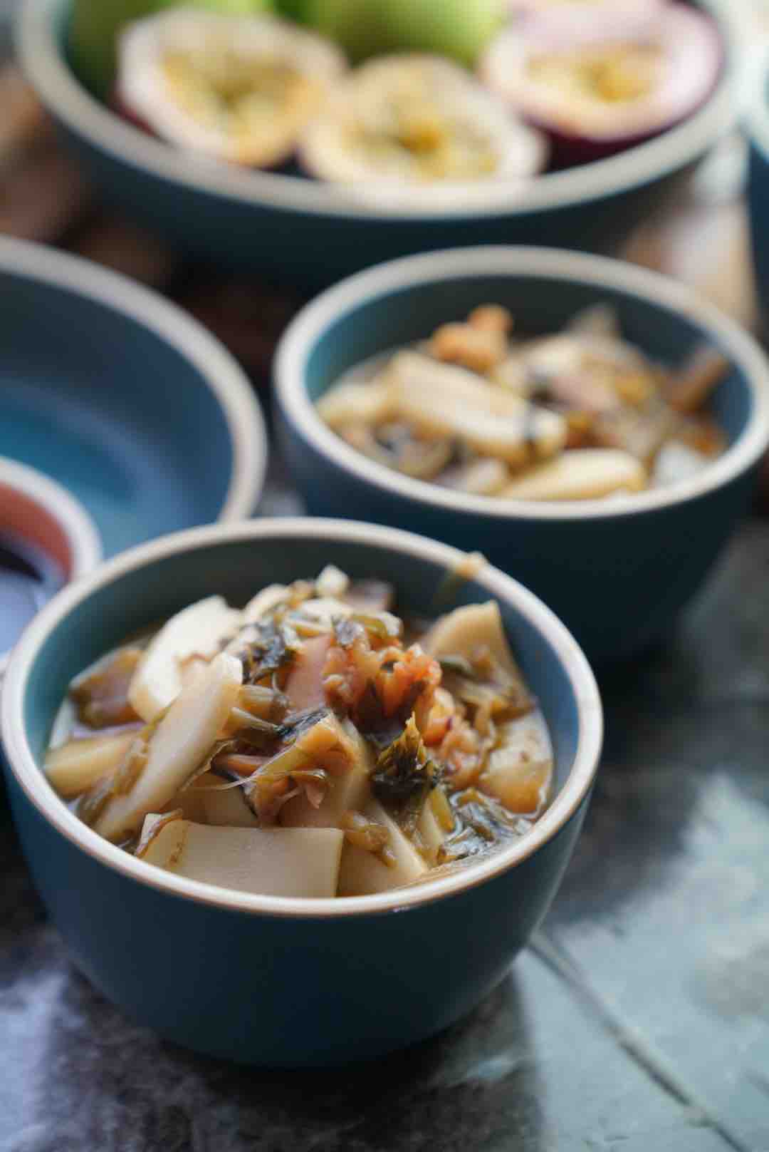 三鮮湯年糕的做法-咸鮮味燒菜譜-易網健康養生網 三鮮湯年糕的做法-咸鮮味燒菜譜