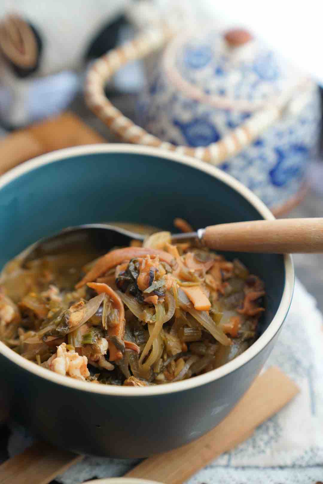 三鮮湯年糕的做法-咸鮮味燒菜譜-易網健康養生網 三鮮湯年糕的做法-咸鮮味燒菜譜