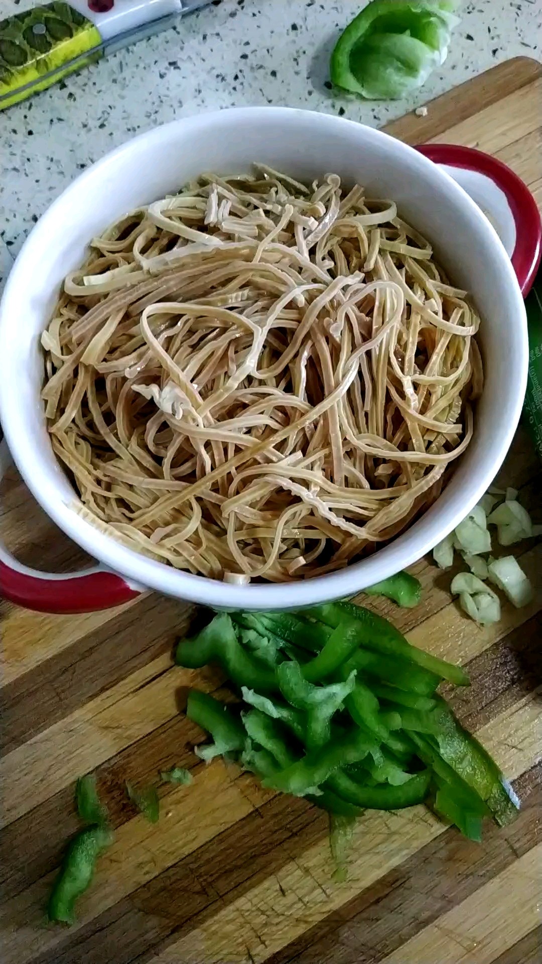 啤酒燉豆絲，吃過沒，來一份的做法-其它口味燉菜譜