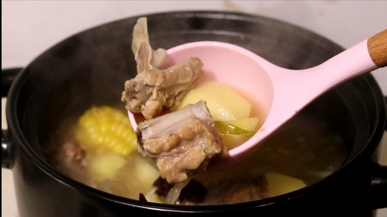 清湯玉米燉排骨的做法-家常味燉菜譜-易網健康養生網 清湯玉米燉排骨的做法-家常味燉菜譜