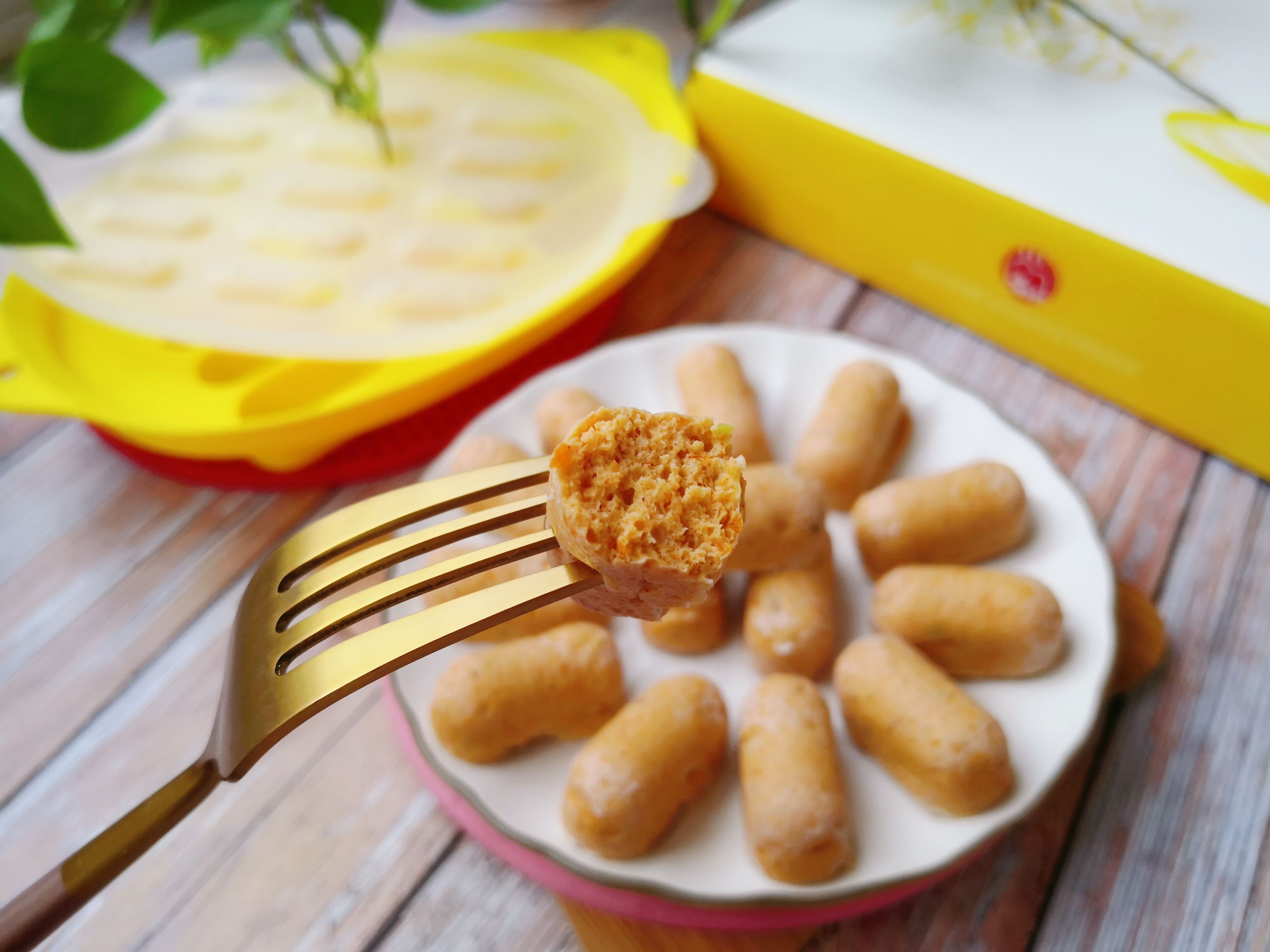 麻辣香腸的做法-麻辣味蒸菜譜-易網(wǎng)健康養(yǎng)生網(wǎng) 麻辣香腸的做法-麻辣味蒸菜譜